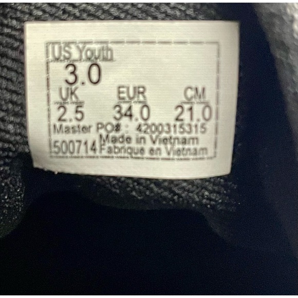 Vans Ward Youth Boys Size 3
Textile Black Grey Brown
Shoes Lace Up NEW - Picture 11 of 12